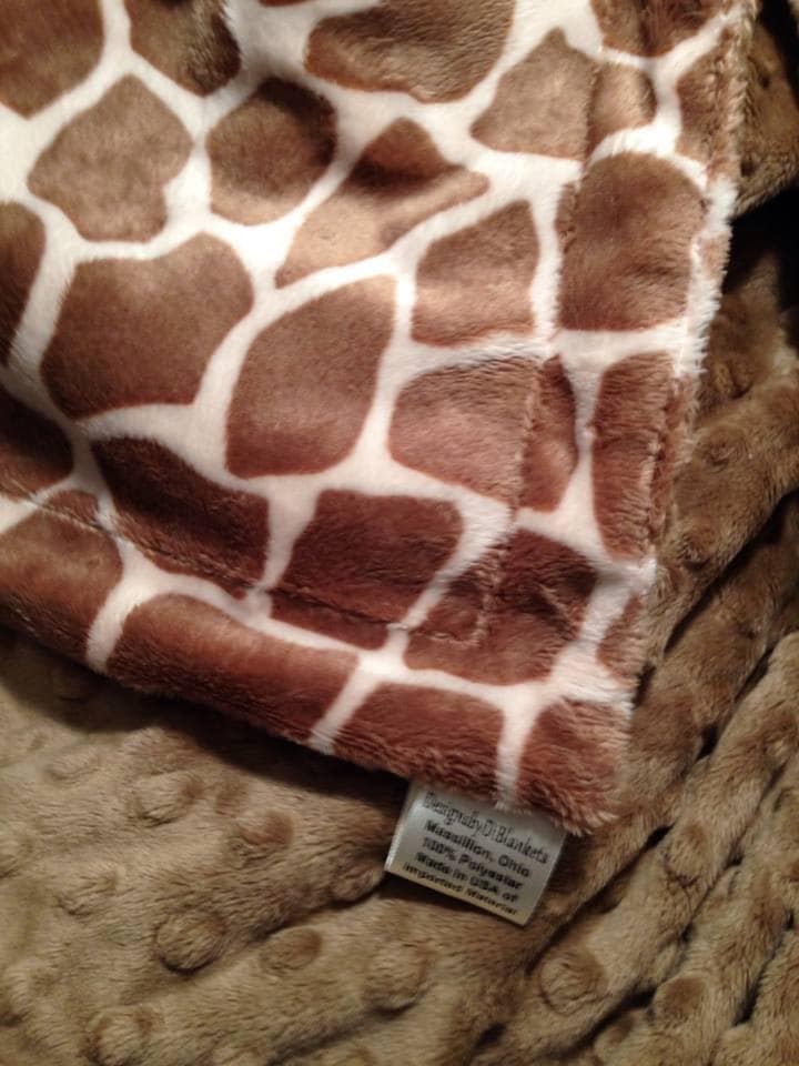 Minky Giraffe Blanket  Animal Print Blanket   Lap Blanket   Baby Girl  Blanket  Boy Minky Blanket  Giraffe Toddler Blanket  Size 40 x 50